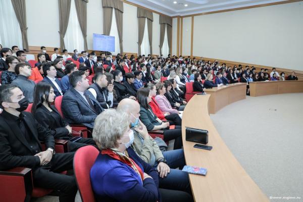 А.В.Торкунов представил Программу развития в МГИМО-Ташкент